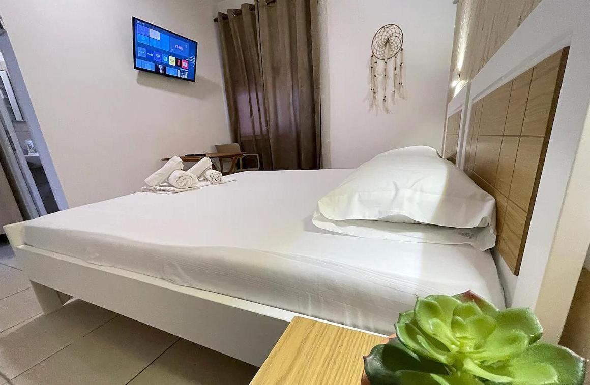 Harmony Bed & Breakfast *